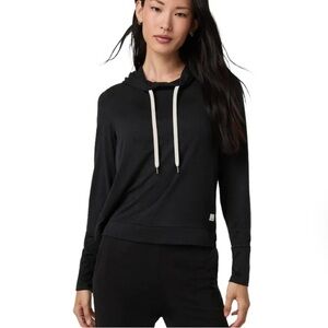 Vuori Women's Halo Essential Hoodie Black medium
